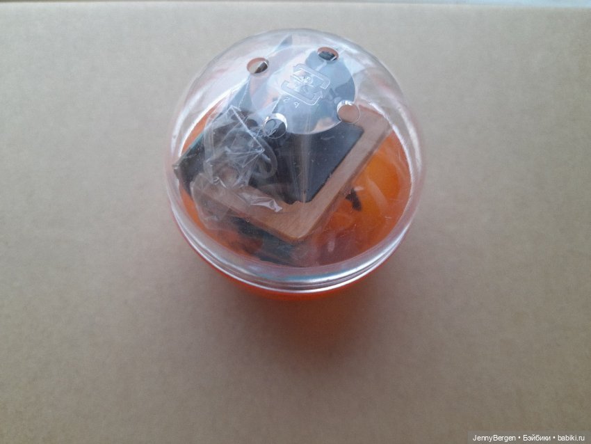 Миниатюрная швейная машинка (2) (фото 2)