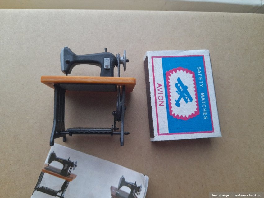Миниатюрная швейная машинка (2) (фото 5)