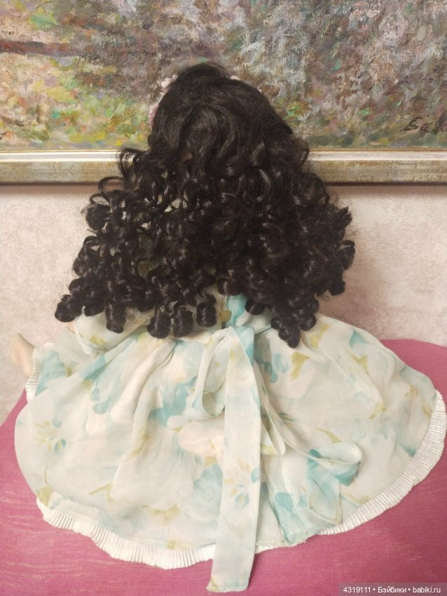 Изысканная фарфоровая брюнетка - интерьерная кукла (фото 3)