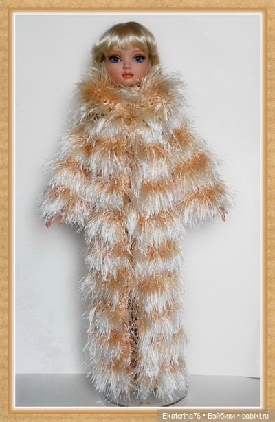 Шубки для кукол Tonner и Ellowyne