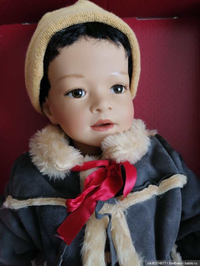 Мальчишка Линг Линг от Elisabeth Lindner Gots 2002 года