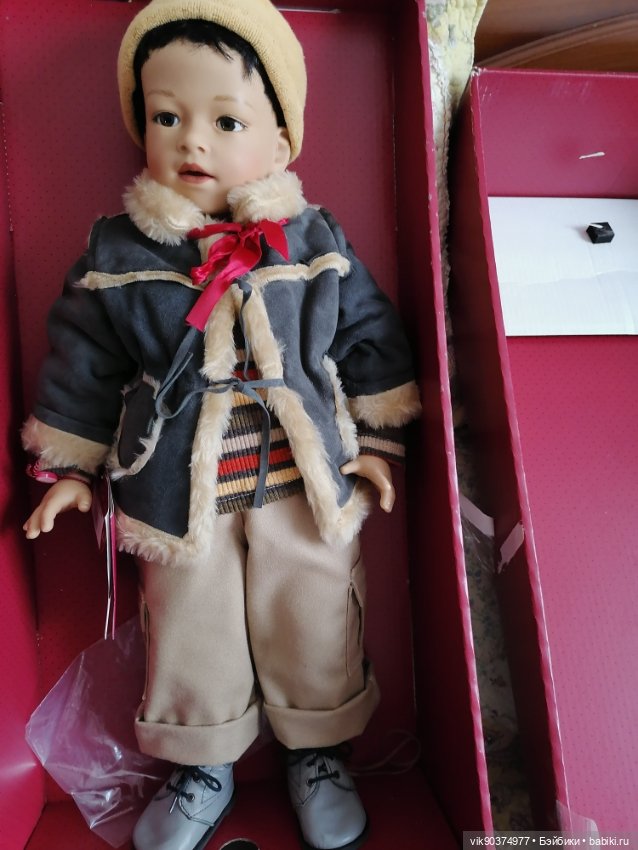 Мальчишка Линг Линг от Elisabeth Lindner Gots 2002 года