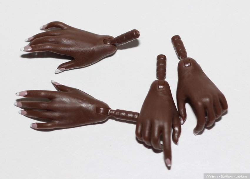 Кисти Dark A-Tone от NU. Classic Lilith (Integrity Toys)