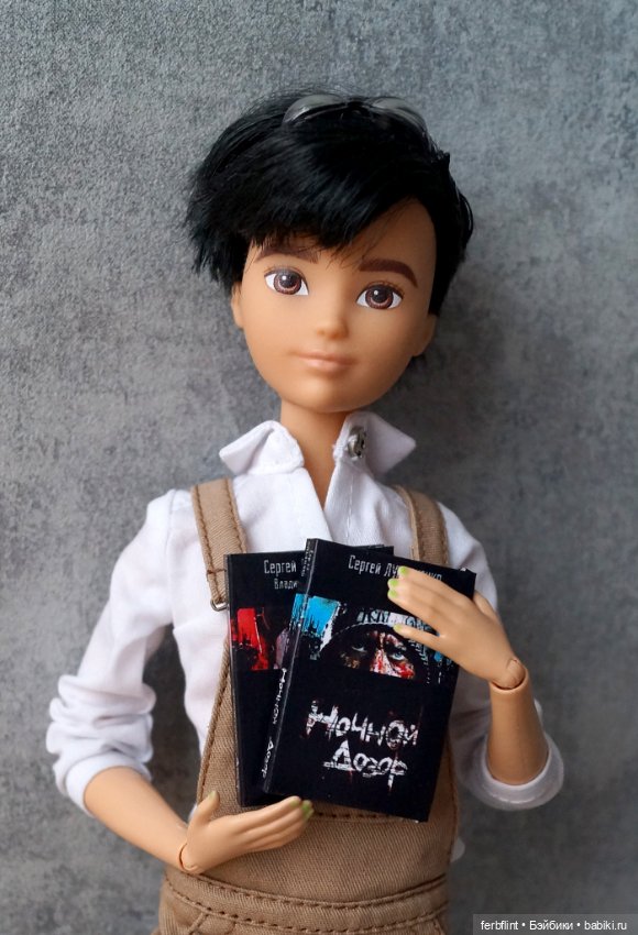 Книги серии "Дозоры" в масштабе 1:6 (фото 5)