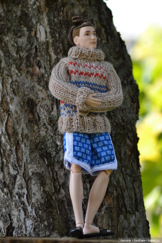 Свитер для Кена. Шапочка в подарок (фото 4)