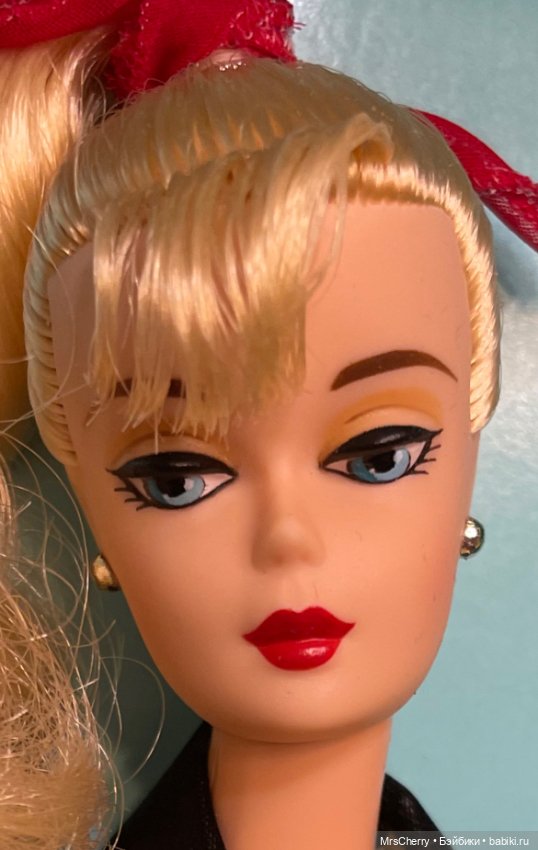 Игровые куклы - Bowling Champ Barbie  Барби чемпион по боулингу