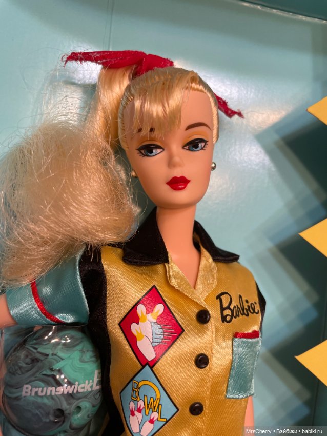 Barbie バービー　ボーリング　Bowling CHAMP Игровые куклы - Bowling Champ Barbie  Барби чемпион по боулингу