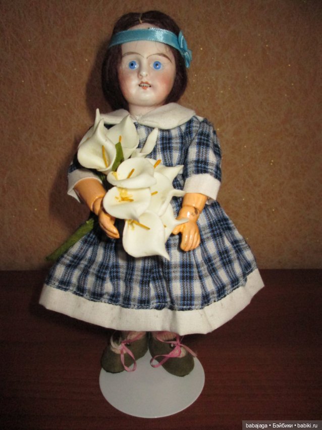 Антикварная маленькая кукла (фото 3)