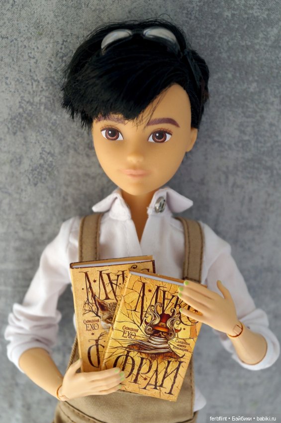 Книги из серии "Сновидения Ехо" в масштабе 1:6 (фото 5)