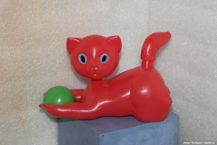 Игрушка СССР * Каталка * Кот с мячиком