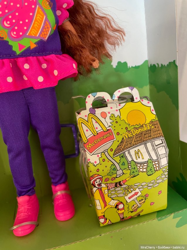 Whitney Happy meal / Витни (сестренка Барби) с миниатюрами от Макдональдс
