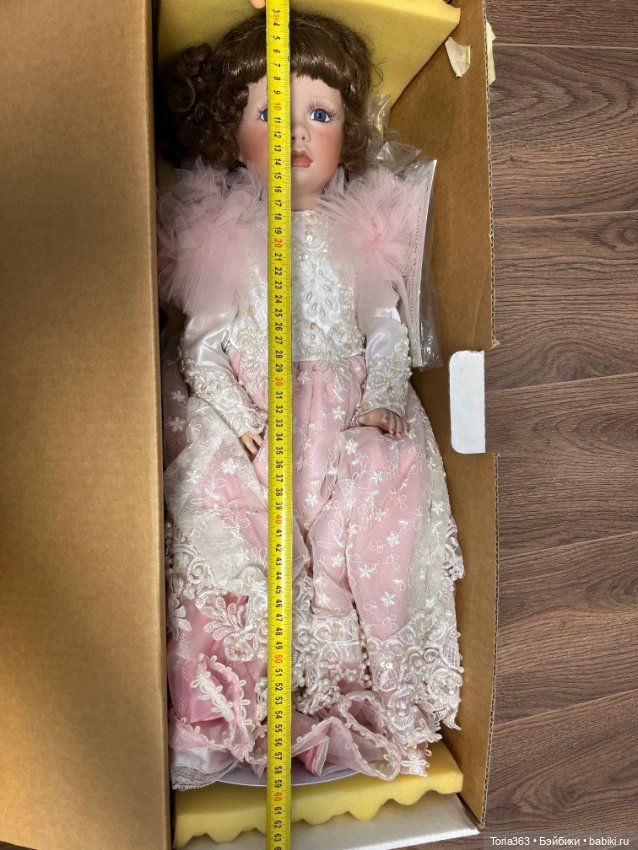 Американская фарфоровая куколка Kais (фото 6)