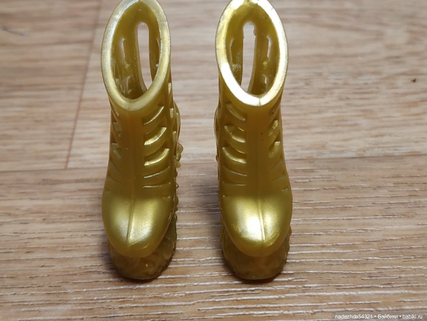 Аутфит Барби Миссис Тоесть из фильма "Излом времени"