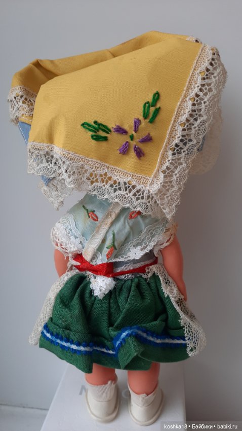 Немецкая куколка ГДР в полном родном национальном аутфите и обуви (фото 5)