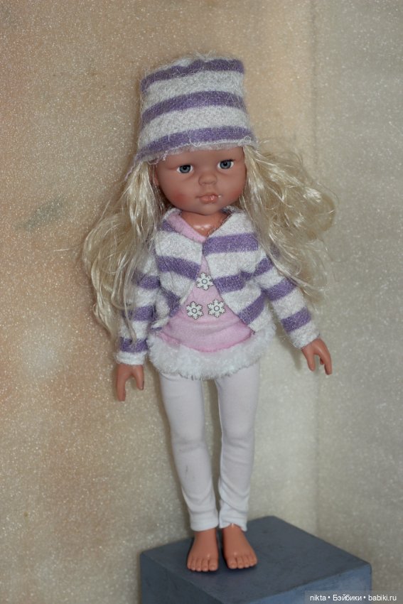 Китайская куколка для игры или коллекции Типа Паолы, но большая