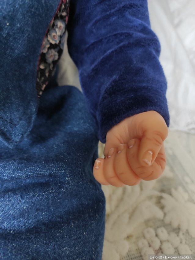 Малыш из резин от Katya Schneider &Ruth Kunz (фото 6)