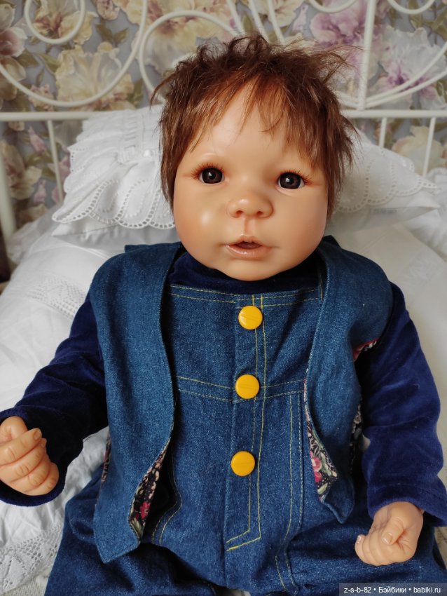 Малыш из резин от Katya Schneider &Ruth Kunz (фото 2)