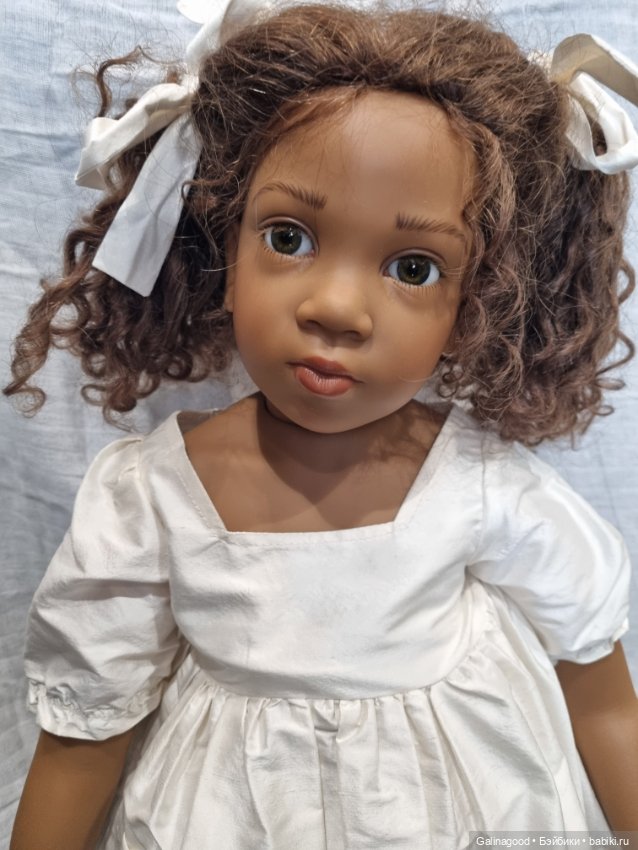 Студийная Тамина (Tamina) Elizabeth Lindner