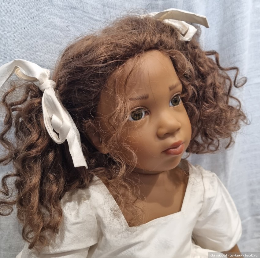 Студийная Тамина (Tamina) Elizabeth Lindner