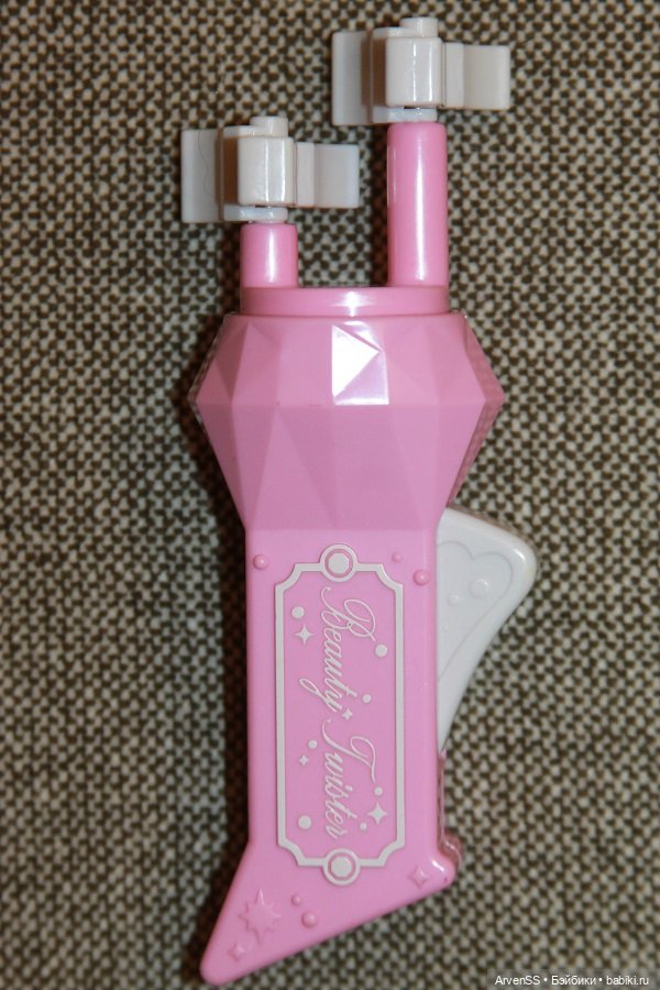 "Прозрачная" Ликка для игры с волосами компании Такара (фото 4)