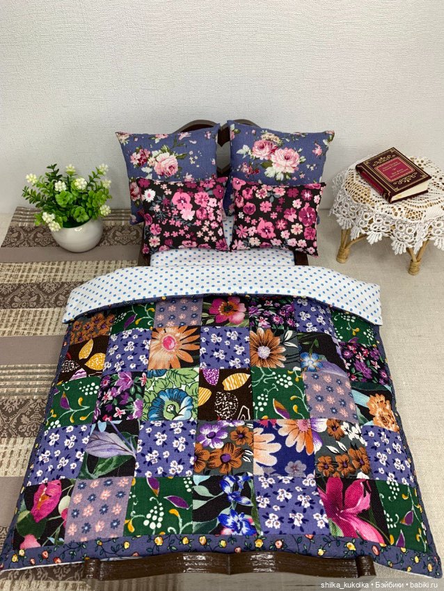 Постель для куклы в стиле пэчворк