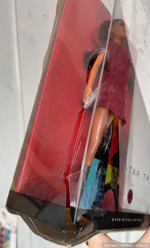 Барби Лейтенант Ухура / Star Trek Barbie Lt. Uhura (фото 4)