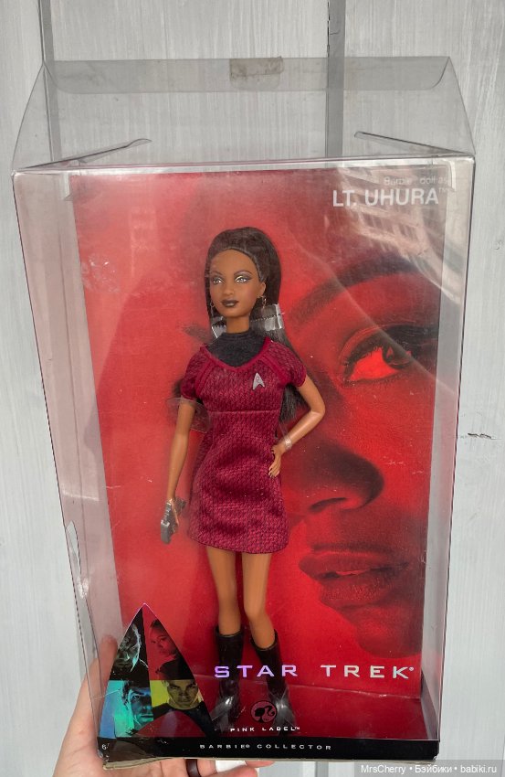 Барби Лейтенант Ухура / Star Trek Barbie Lt. Uhura (фото 2)