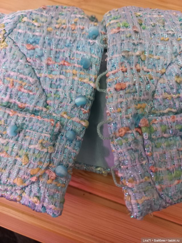 Костюм в стиле Шанель на 1/4