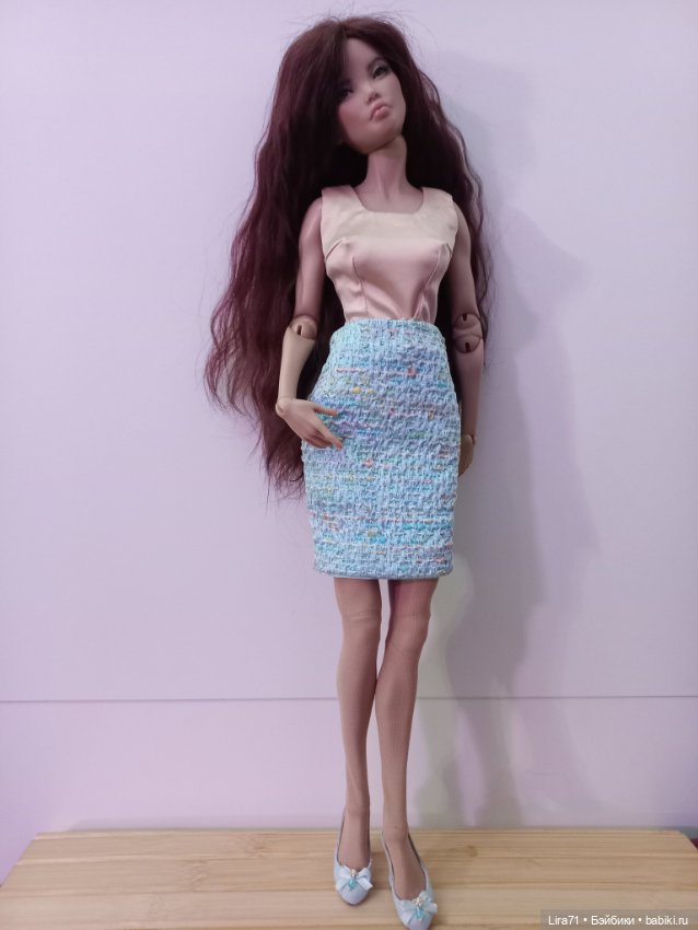 Костюм в стиле Шанель на 1/4 (фото 10)