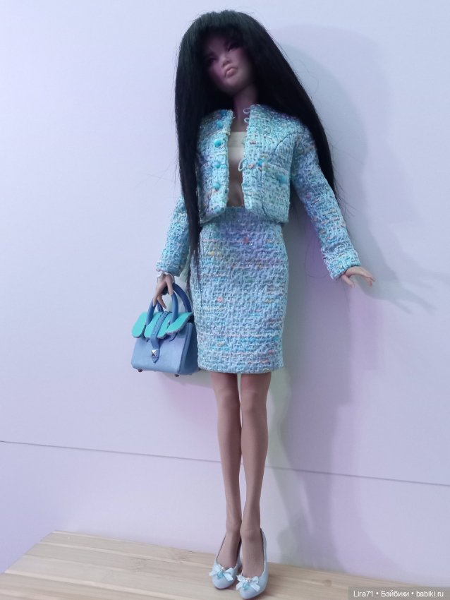 Костюм в стиле Шанель на 1/4