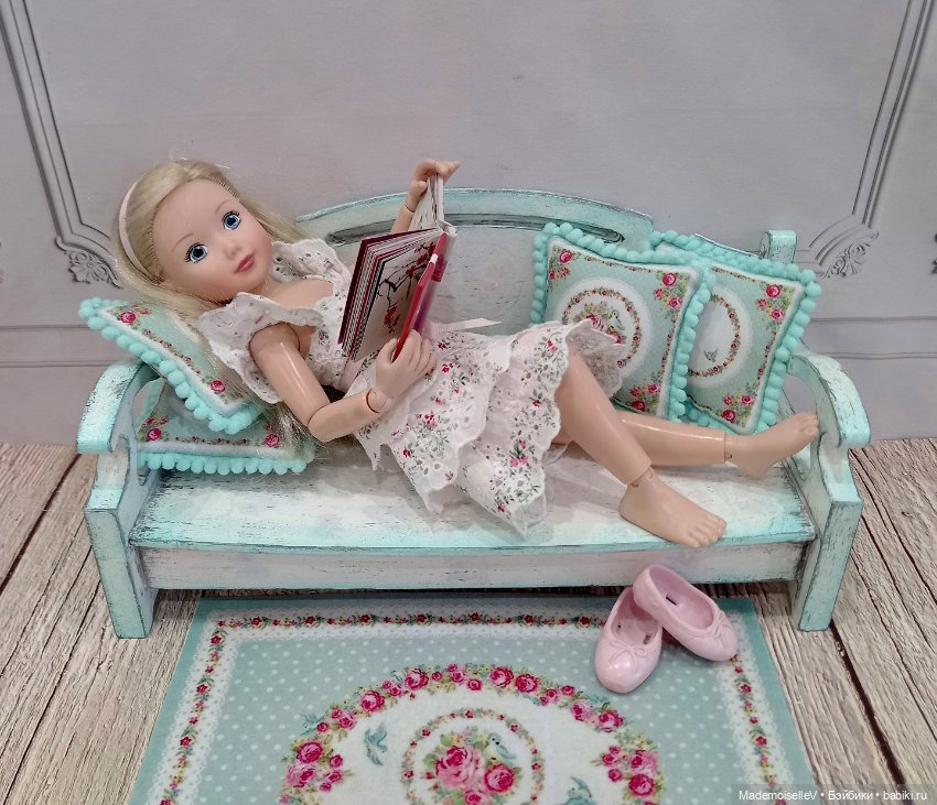 Ковер, подушки Аквамарин — Текстиль для кукольного интерьера (фото 9)