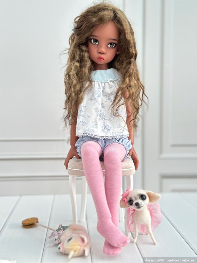 Мики кофе тан от Кайе Вигс с мейком от известного мастера Карины (фото 6)