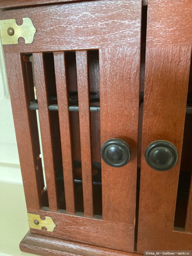 Шкафчик для кукольного интерьера (фото 2)