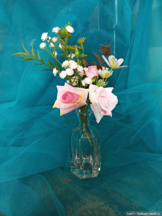 Декоративный букетик в стеклянной вазе (фото 2)