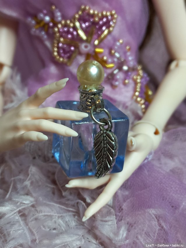 Флаконы духов для кукол БЖД