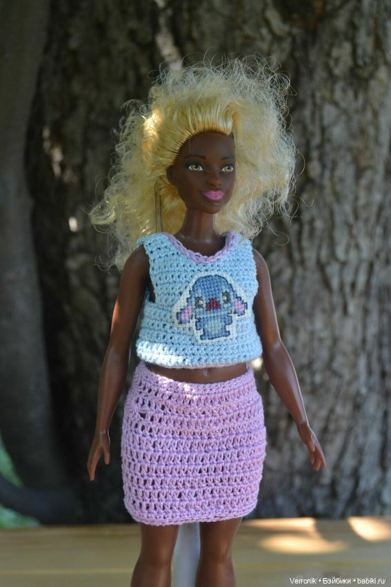 Юбочка и топ с вышивкой для Барби (фото 5)