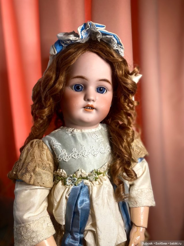 Прелестная 1079 от Simon Halbig