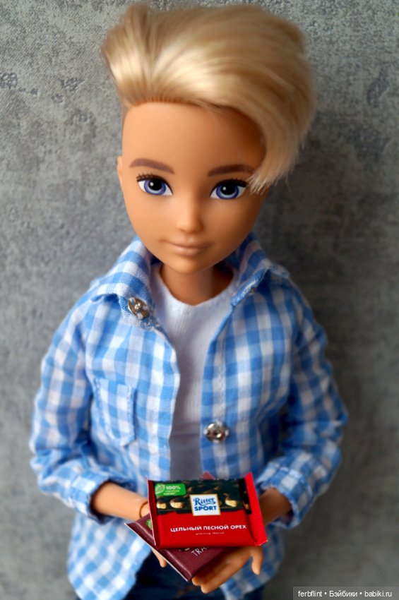 Шоколадки "Ritter sport" в масштабе 1:6 (фото 5)