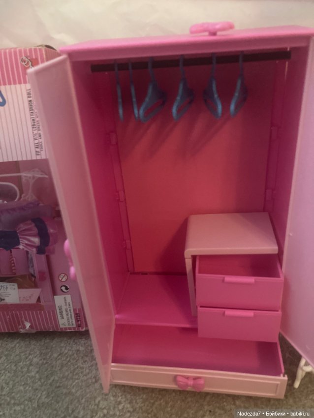 Кукольная гардеробная — Кукольная мебель (фото 2)