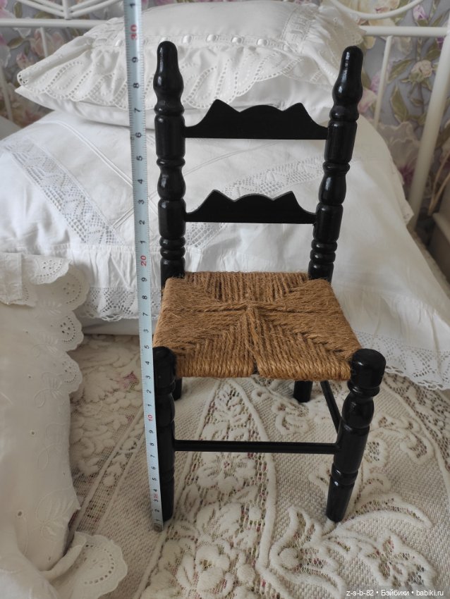 Красивый кукольный стул — Кукольная мебель