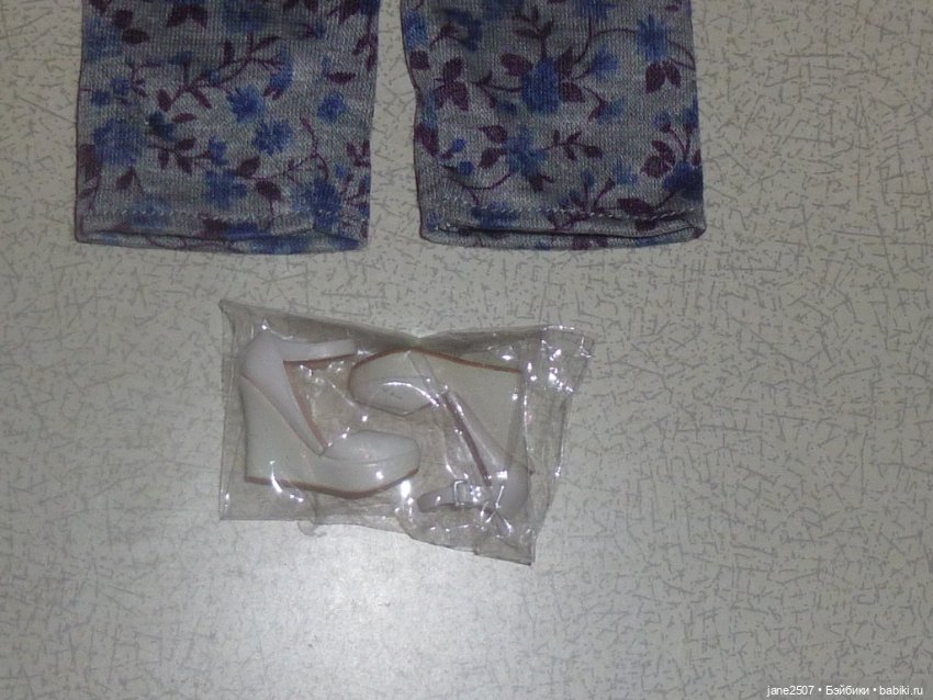 Sekiguchi Momoko (Момоко) Wake Up Yokohama exclusive - полный аутфит (с черными туфлями) (фото 4)