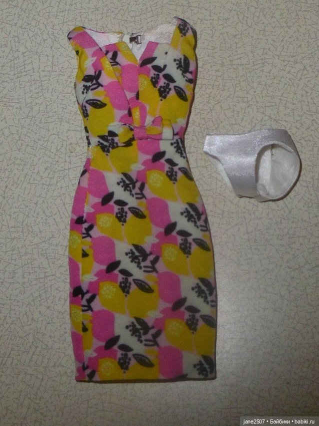 Poppy Parker Pink Lemonade - частичный аутфит новый - платье