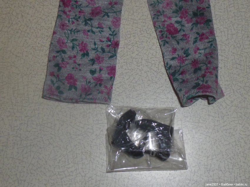 Sekiguchi Momoko (Момоко) Wake Up Yokohama exclusive - полный аутфит (с черными туфлями) (фото 3)