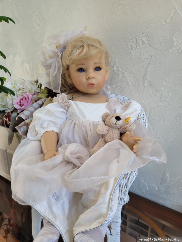 Nicola от Elisabeth Lindner. Милый рождественский ангел. 1999год. Очень маленький лимит