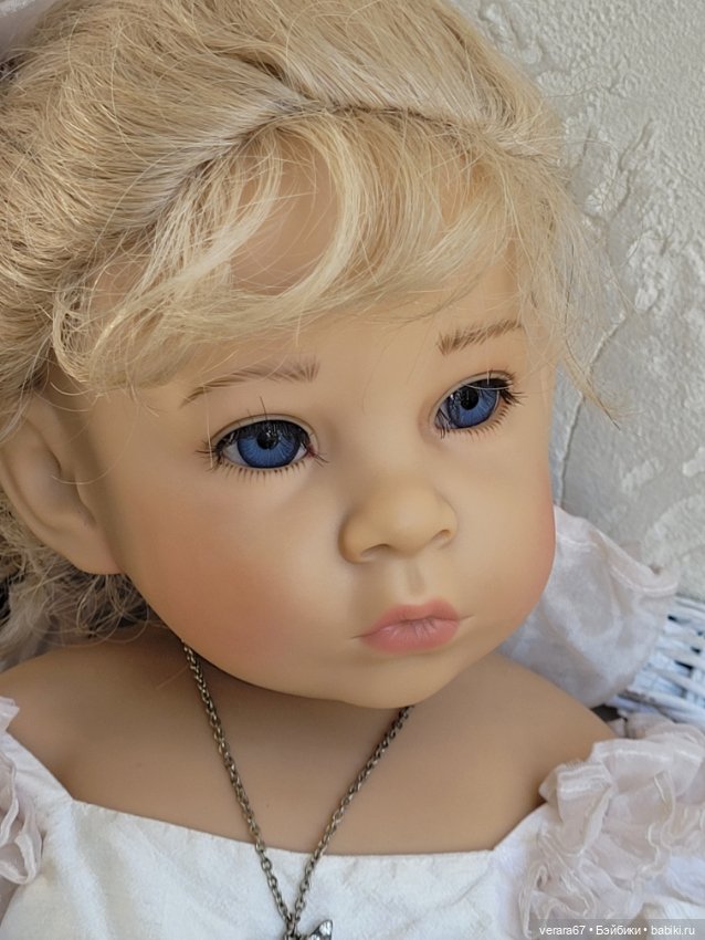 Nicola от Elisabeth Lindner. Милый рождественский ангел. 1999год. Очень маленький лимит