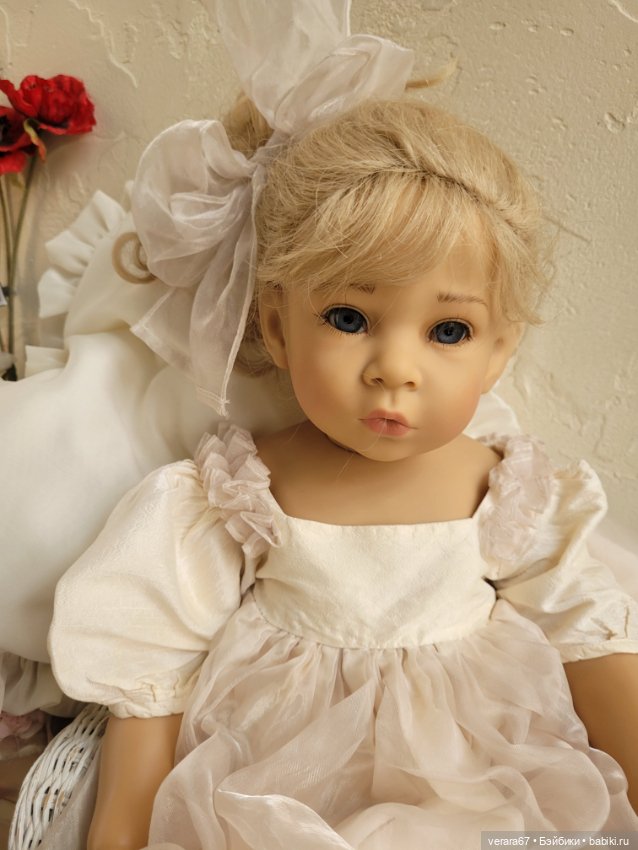 Nicola от Elisabeth Lindner. Милый рождественский ангел. 1999год. Очень маленький лимит