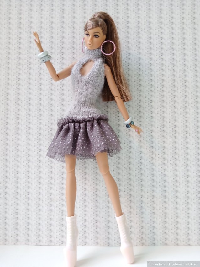 Одежда на барби поппи топ серый мохер браслет серьги (фото 2)
