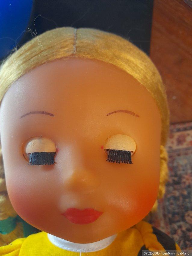 Кукла в желтом платье — Винтажные куклы и игрушки детства (фото 3)