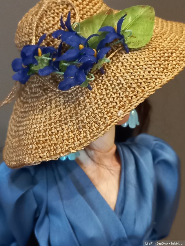 Шляпка с цветами из шелка ручной работы (фото 8)