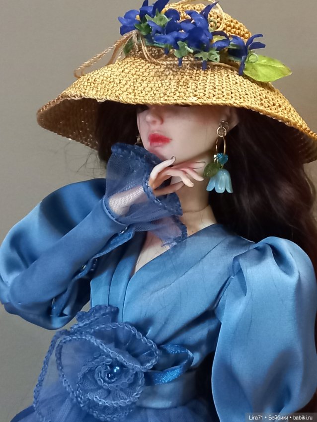 Шляпка с цветами из шелка ручной работы (фото 2)